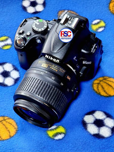 Nikon d5000