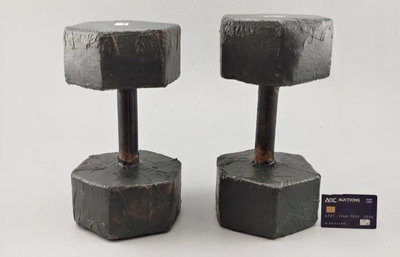 Concrete Dumbells: 8kg pairs ONLY