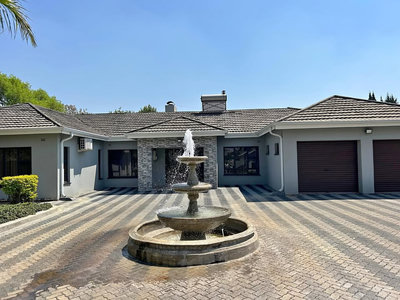 5 Beds 4 Baths House